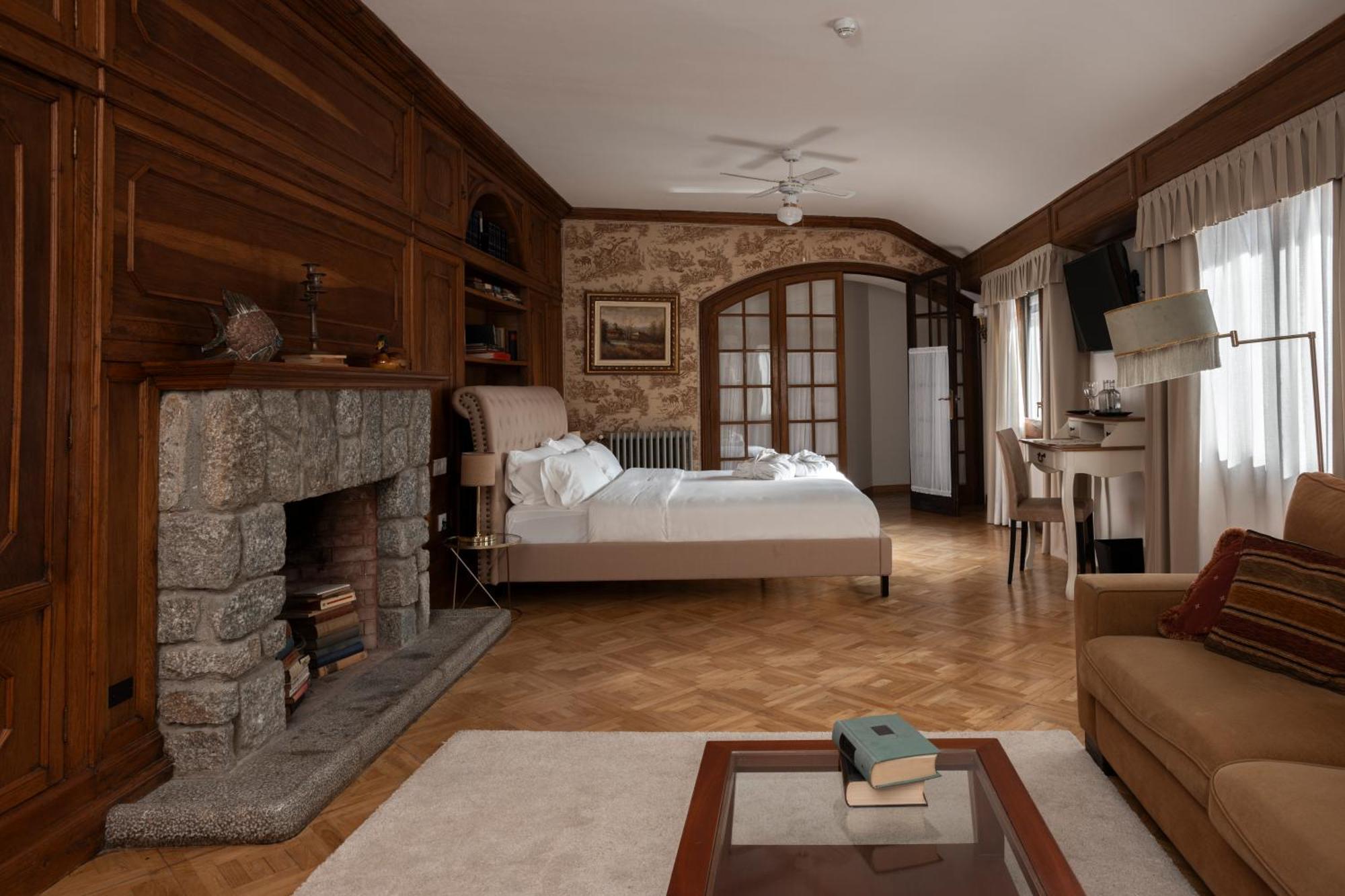 Angelats Hotel - A Signature Boutique Hotel & Restaurant Ribes De Freser Exteriér fotografie